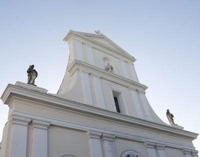 Balcony Apt. by El Convento